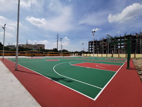 东莞硅pu篮球场施工厂家,金元牛定制完成学校硅pu篮球场工程